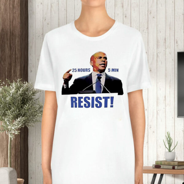 Cory Booker 25 hours 5 min resist T-Shirt